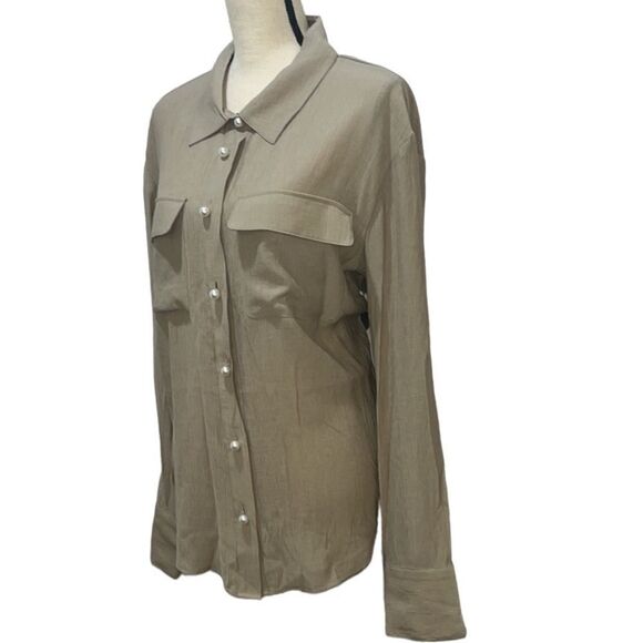 FTF Open Front Pocket Button Down Blouse - Picture 7 of 16